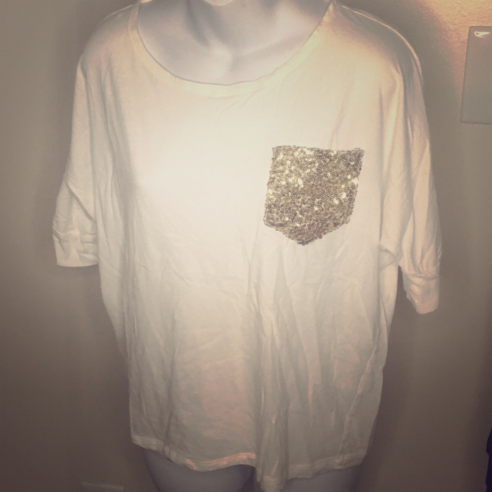 Distressed Glitter Pocket T-Shirt
